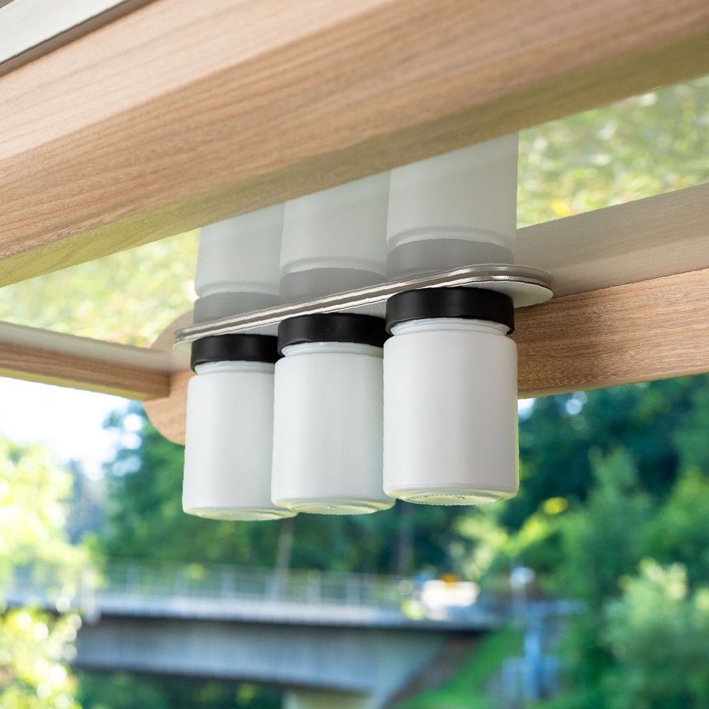 Γυάλινο βαζάκι μπαχαρικών άσπρο 125ml με μαύρο καπάκι (Σετ των 3)