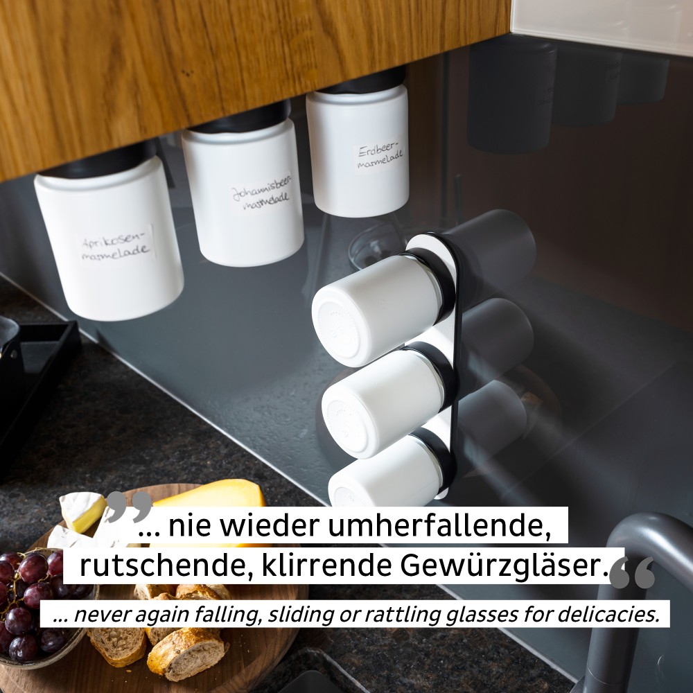 Γυάλινο βαζάκι μπαχαρικών άσπρο 125ml με μαύρο καπάκι (Σετ των 3)