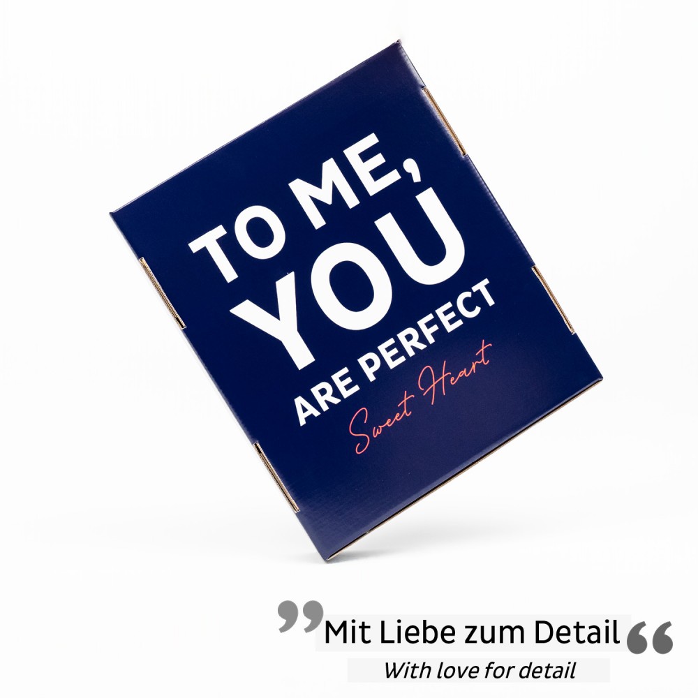 Σετ κουτί δώρου με 4 μικρά λικέρ και 4 μαγνητικά πλαστικά ποτήρια σφηνάκι 